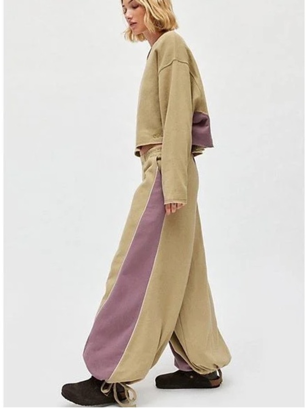 Out From Under Cozy Vibes Colorblocked Jogger Sweatpant Small - Picture 2 of 12
